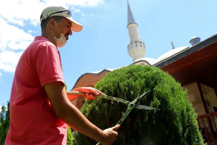 Edirne'de 6 asırlık camide 'imam-cemaat' dayanışması