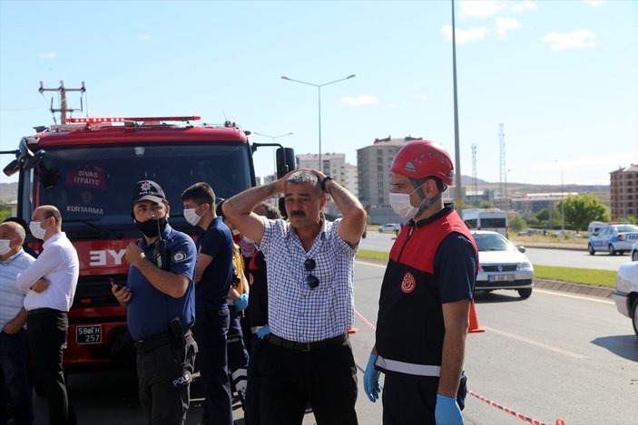 Sivas'ta otomobil beton direğe çarptı: 1 ölü