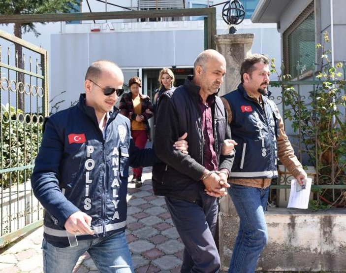 Antalya'da, 2 kez müebbetle yargılanan sanığa beraat