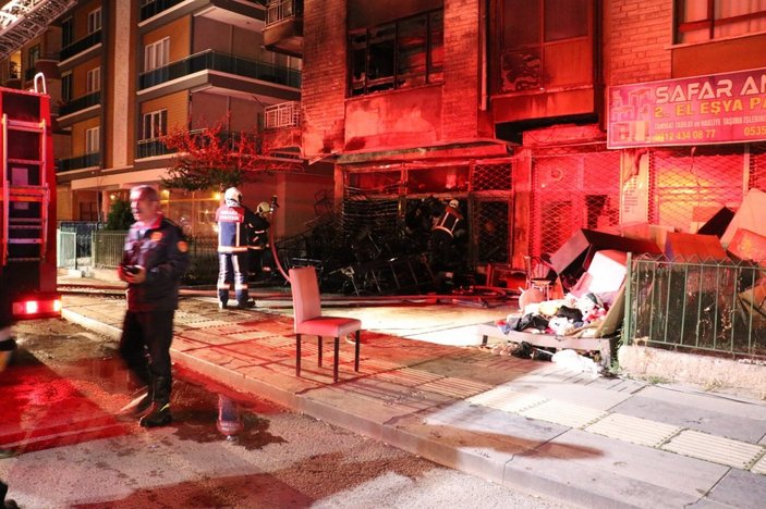 Ankara'da bir dükkanda yangın çıktı