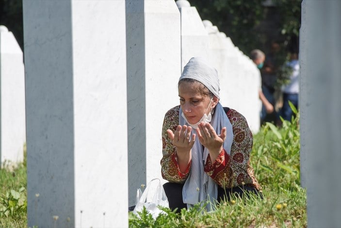 Srebrenitsa Soykırımı'nın 25. yılı