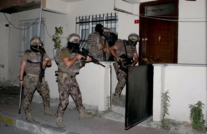 İstanbul'da uyuşturucu operasyonu: 75 gözaltı