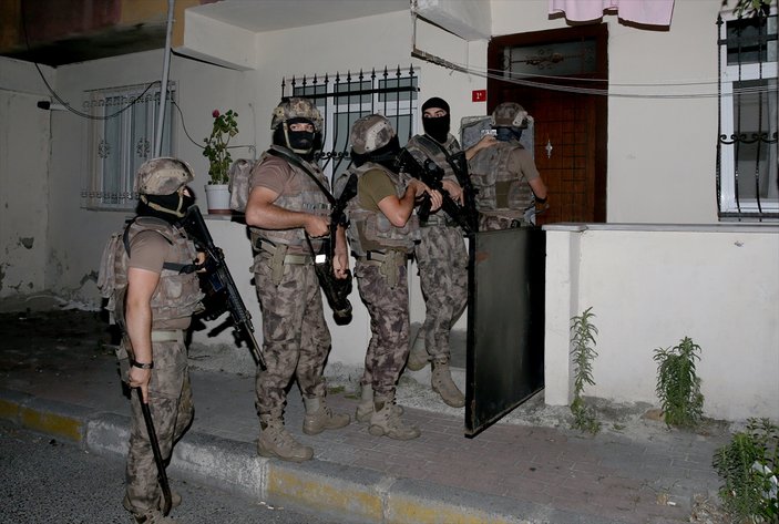 İstanbul'da uyuşturucu operasyonu: 75 gözaltı