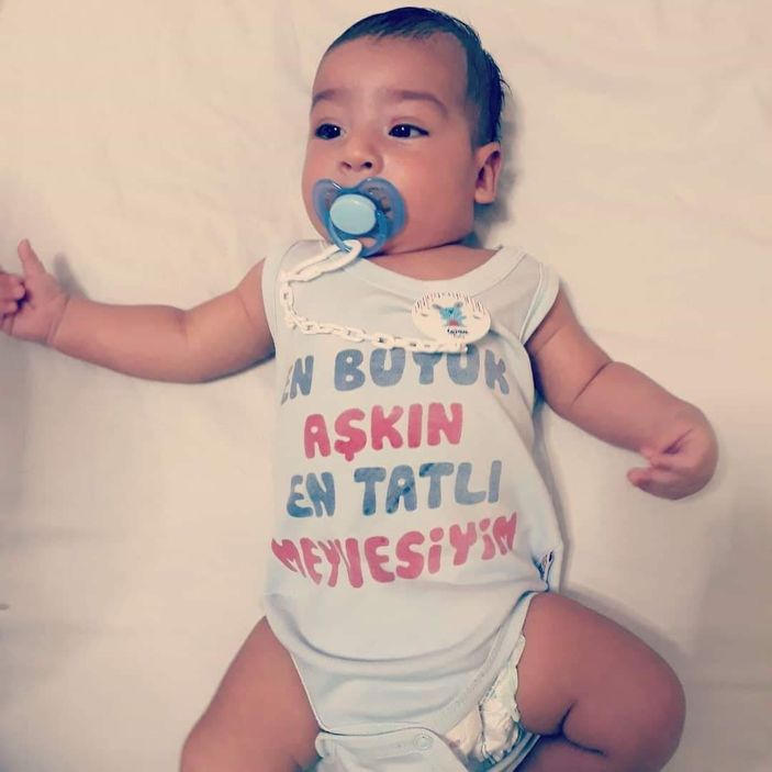 Antalya’da bir kadın çocuğunu çatıdan atıp, intihar etti