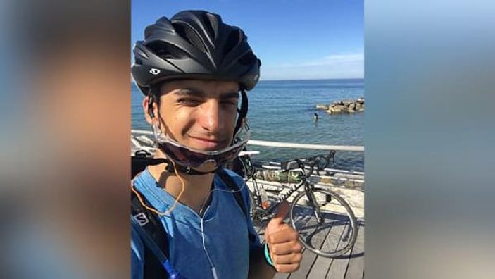 Yunan öğrenci İskoçya'dan ülkesine 48 gün bisiklet sürdü