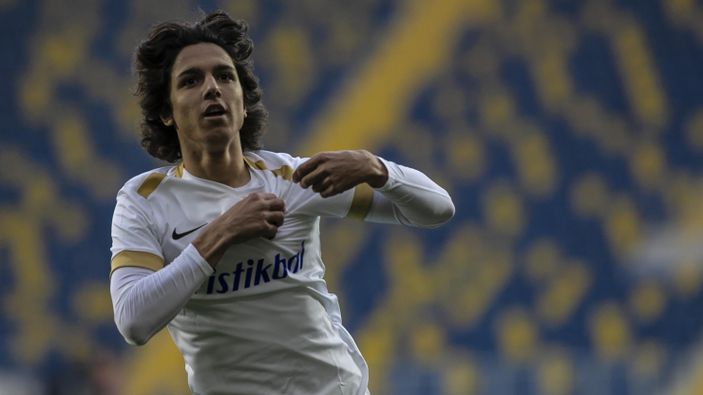 Başakşehir, Emre Demir ile anlaştı