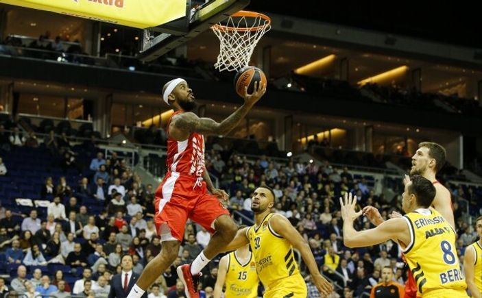 Fenerbahçe, Lorenzo Brown ile anlaştı