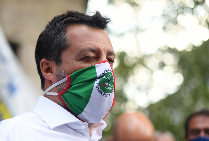 Salvini, Ayasofya'nın ibadete açılmasını protesto etti