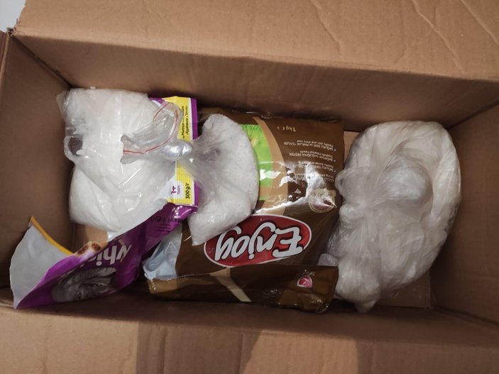 Van'da uyuşturucuyu kedi maması poşetlerine zulaladı