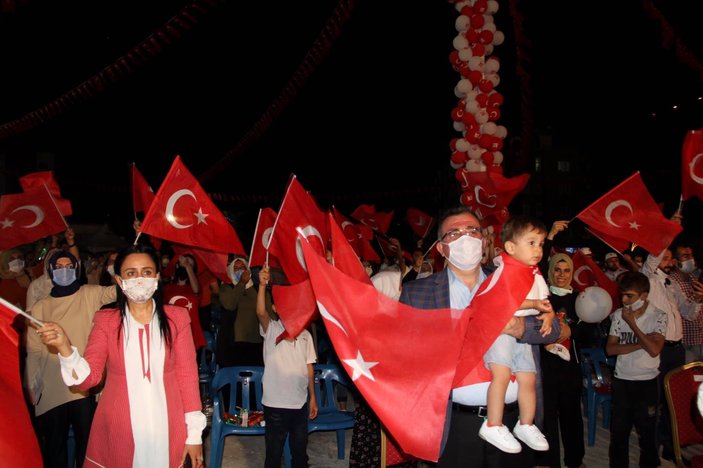 Türkiye'nin dört bir yanında demokrasi nöbeti tutuldu