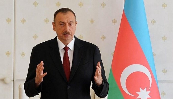 Azerbaycan Dışişleri Bakanı Mamedyarov görevden alındı