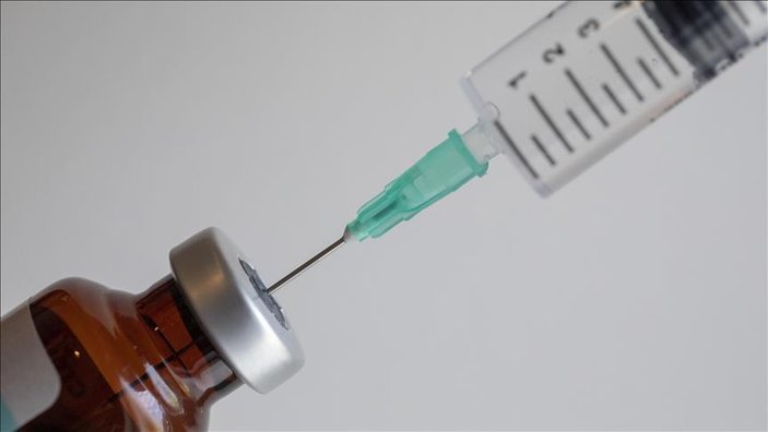 Ruslar ile İngilizler, koronavirüs aşısı için imza attı