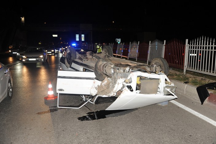 Antalya'da kaza: Emniyet kemeri hayatını kurtardı