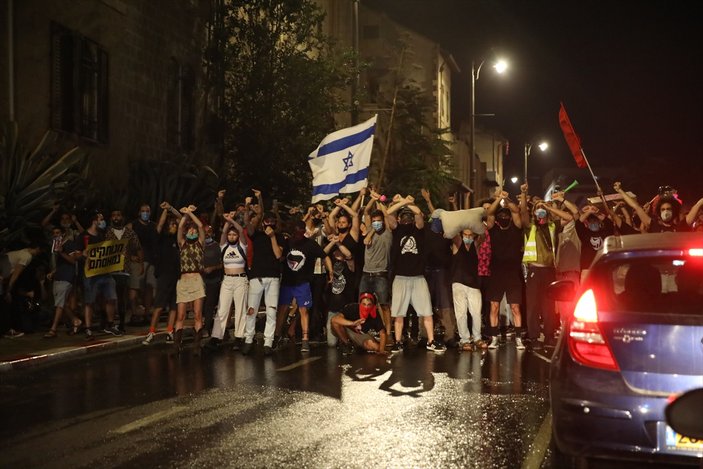 Tel Aviv ve Batı Kudüs'te Netanyahu karşıtı gösteri