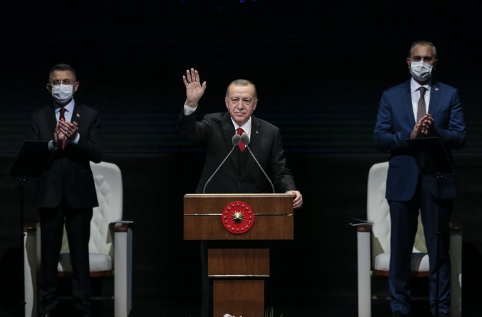 Erdoğan: FETÖ'nün bürokrasi yapılanmasını yıktık