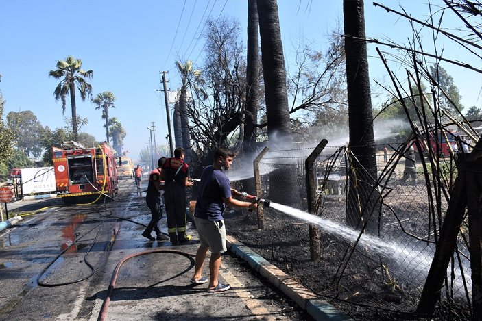 Muğla'da yangın çıktı 15 kişi yaralandı