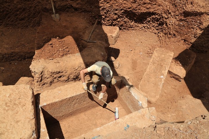 Muğla'da 2 bin 400 yıllık mezar kalıntıları bulundu