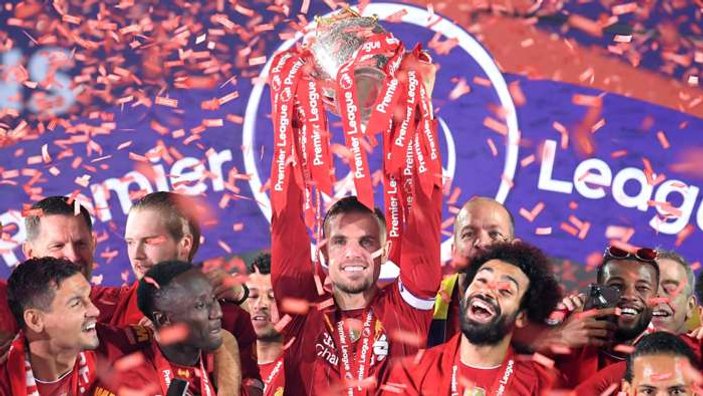Liverpool kaptanı Henderson'a yılın futbolcusu ödülü