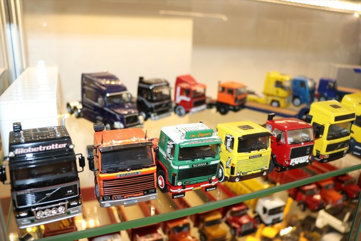 Bolu'da model araç koleksiyonu için dünyaları harcadı