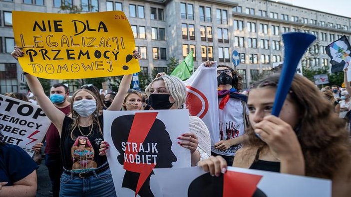 Polonya, İstanbul Sözleşmesi'nden çekilme kararı aldı