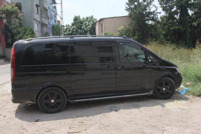 Adana'da teste götürülen kadın mahkumu kocası kaçırdı