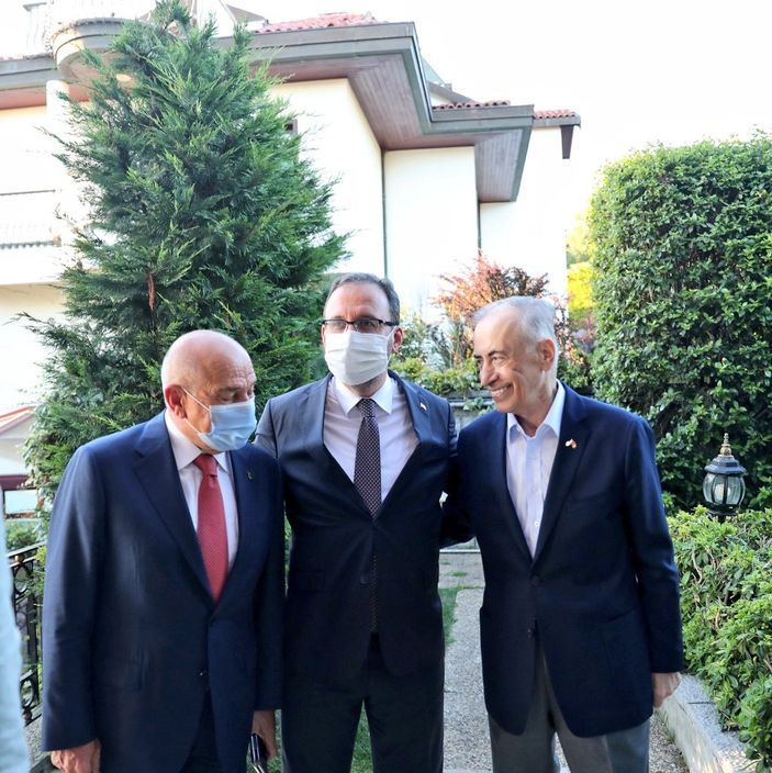 Bakan Kasapoğlu'ndan Mustafa Cengiz'e ziyaret