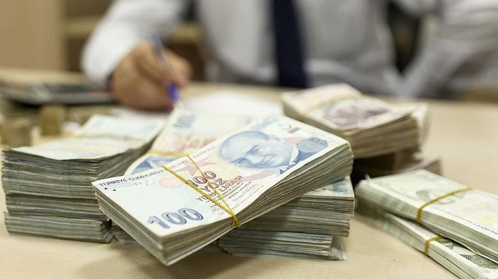 Emeklilere 11 milyar lira bayram ikramiyesi ödendi