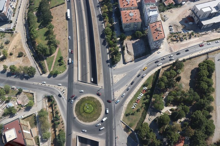 İzmir'de bayram trafiği havadan denetlendi