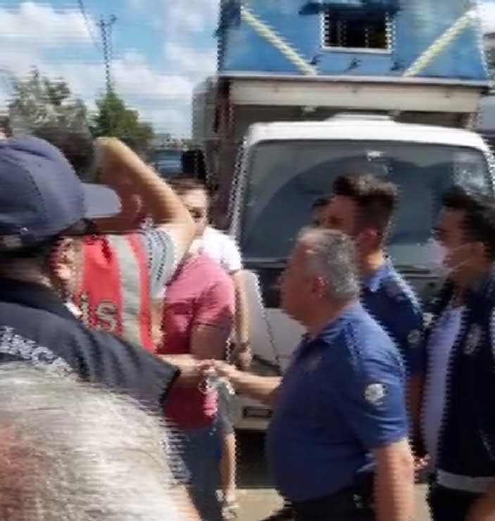 Tuzla'da kurban pazarında bıçaklı kavga