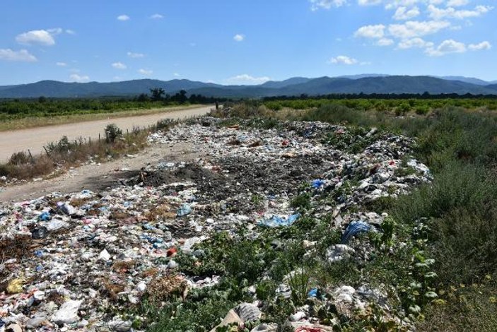 Kaz Dağları'ndaki çöplük alan, çevreyi tehdit ediyor