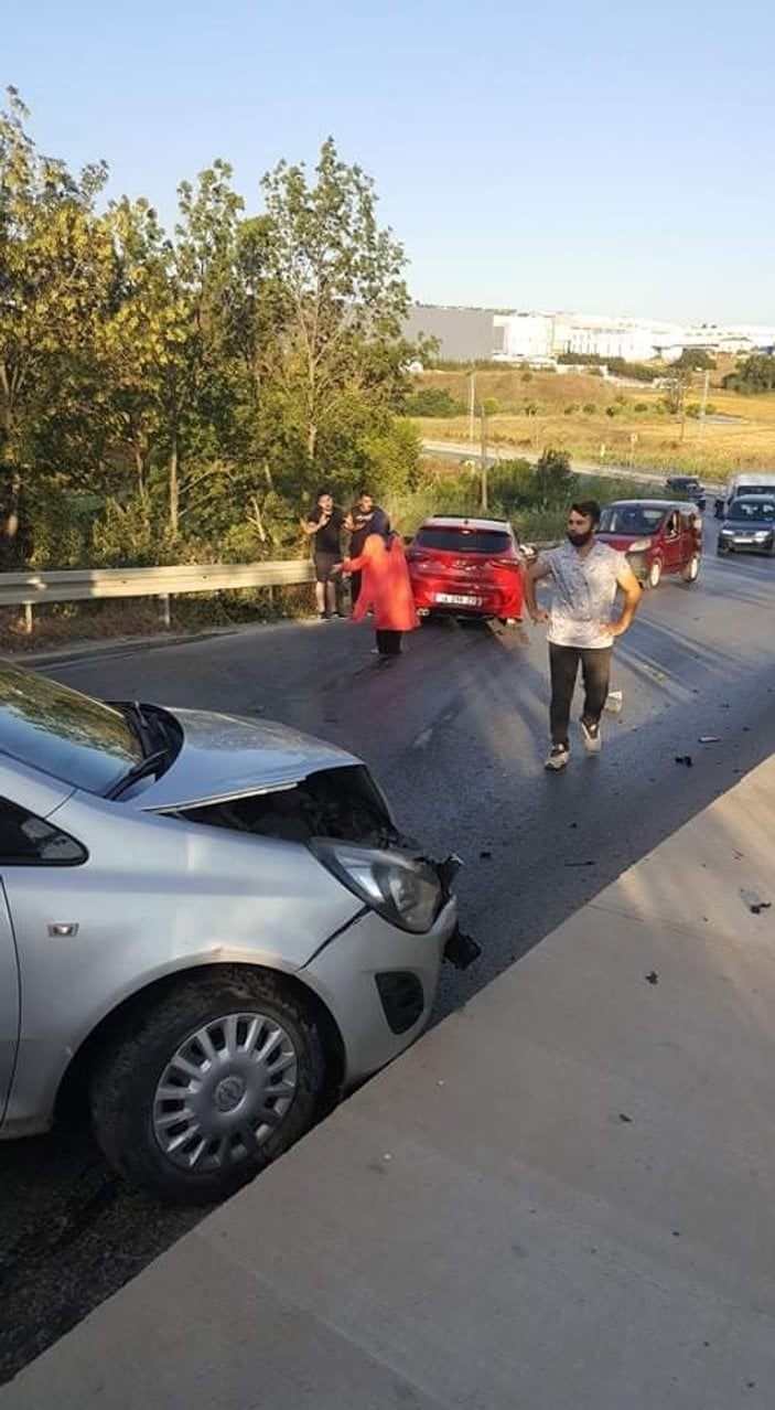 Silivri’de zincirleme trafik kazası: 18 yaralı