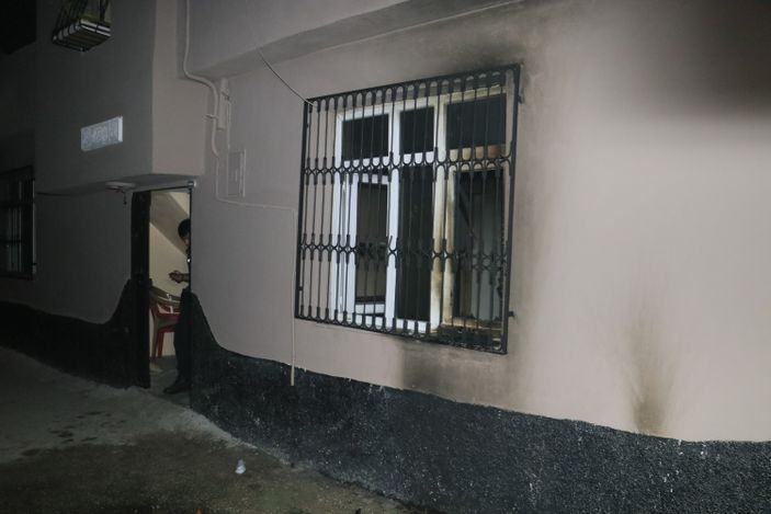 i Adana'da bir ev kundaklandı