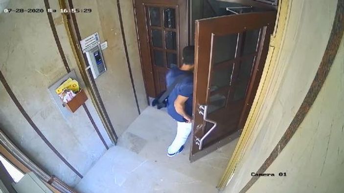 d Beylikdüzü'nde ayakkabı hırsızlığı