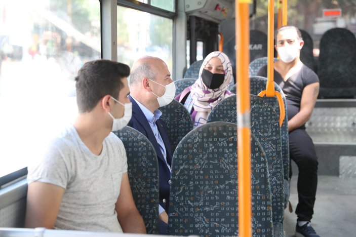 Süleyman Soylu, bakanlığa otobüsle gitti