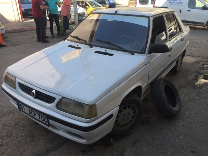 Adana’da bozdurduğu 6 bin dolarını çaldırdı