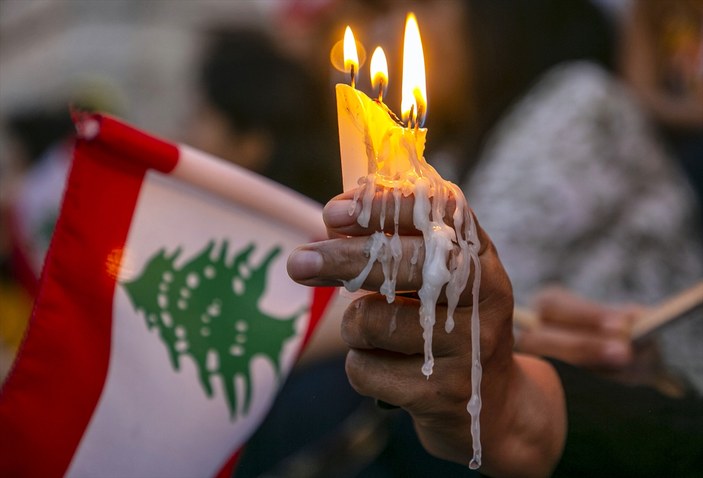 Lübnan'daki patlama ile ilgili 16 gözaltı