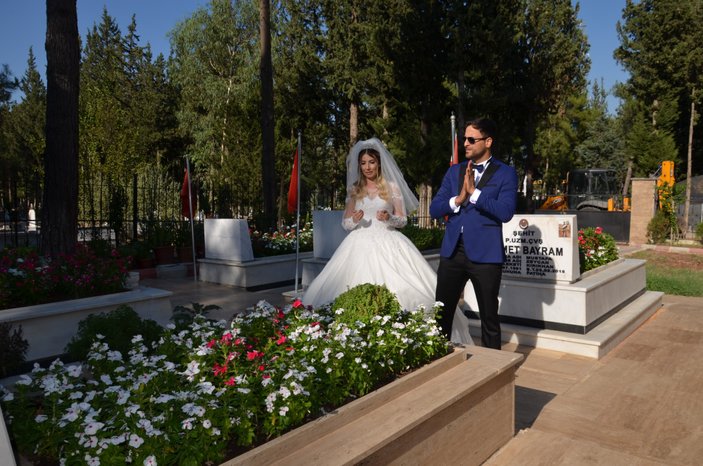 Şehit kardeşini, özel harekat polisleri düğüne uğurladı
