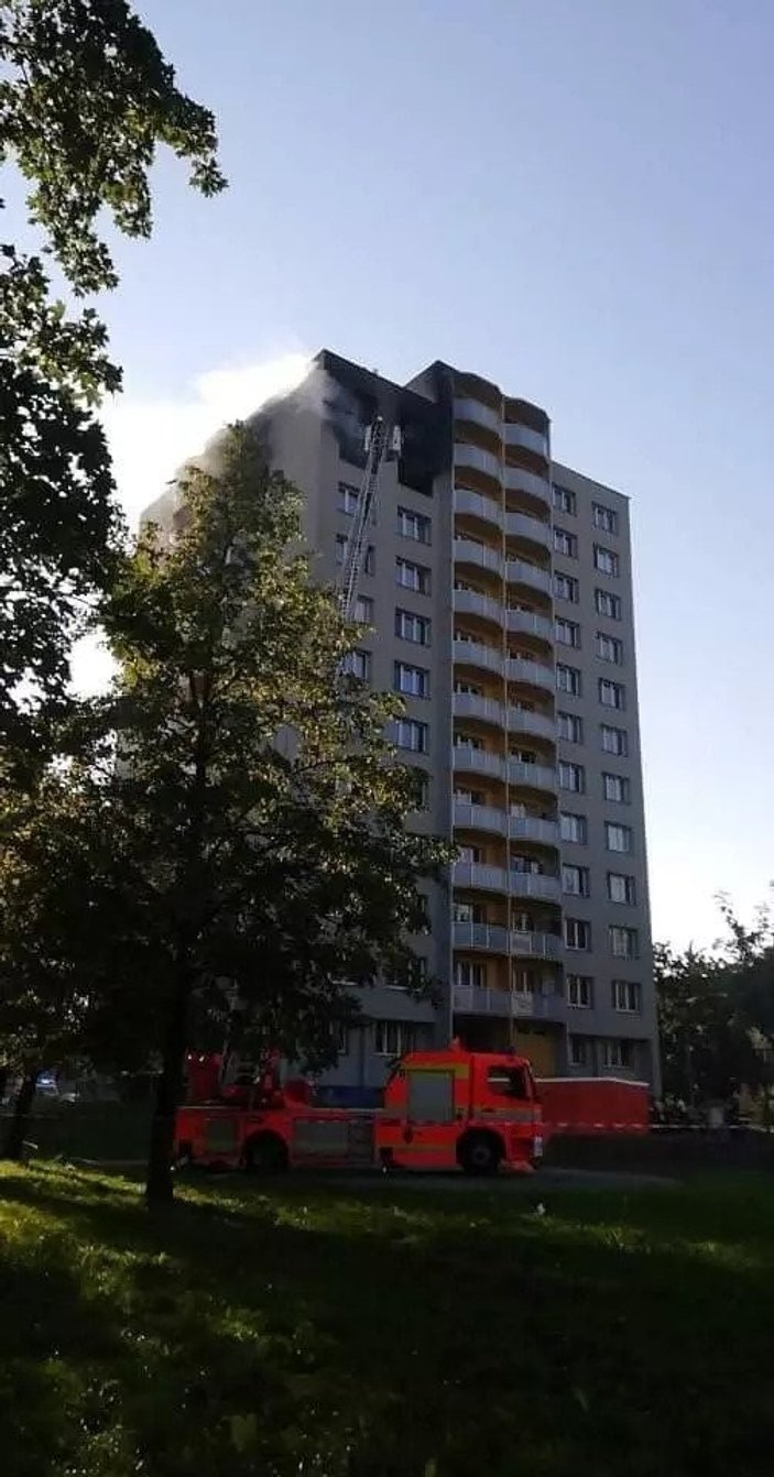 Çekya'da apartman yangınında 11 kişi can verdi