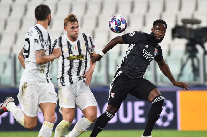 Şampiyonlar Ligi'nde City ve Lyon çeyrek finale yükseldi