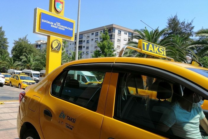 İzmir'de taksilerin kilometre ücreti yükseltildi