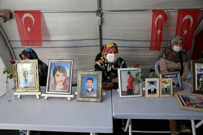Diyarbakır'da ailelerin nöbeti devam ediyor