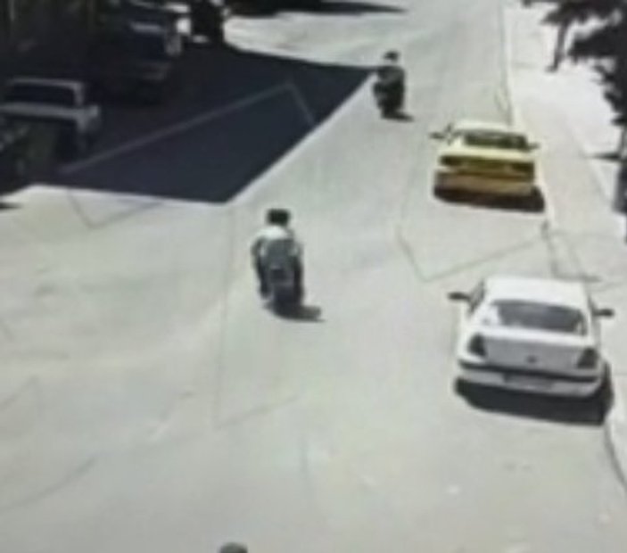 Ankara'da motosiklet kazası kamerada
