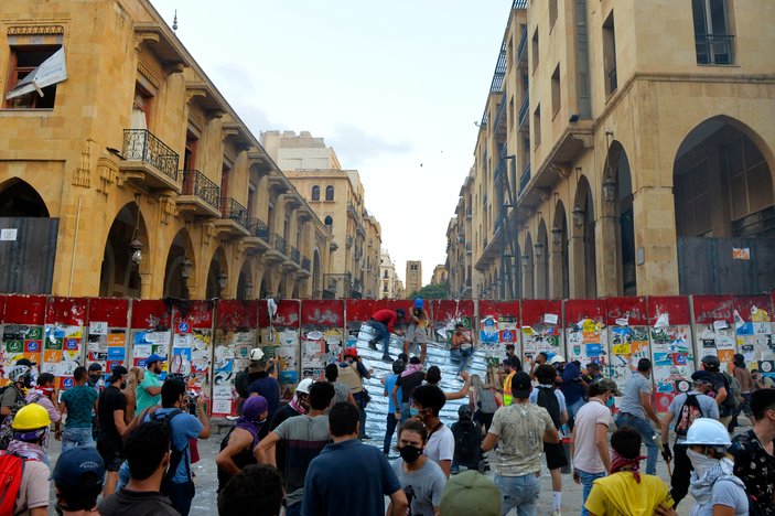 Lübnan'da protestolar yeniden başladı