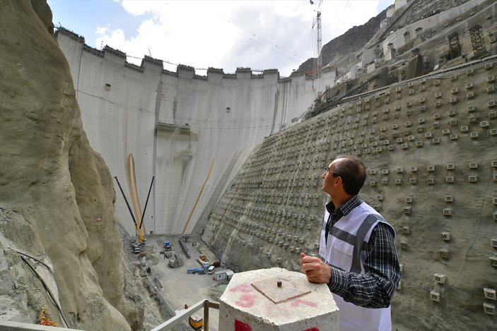 Yusufeli Barajı’nın tamamlanması için son 50 metre