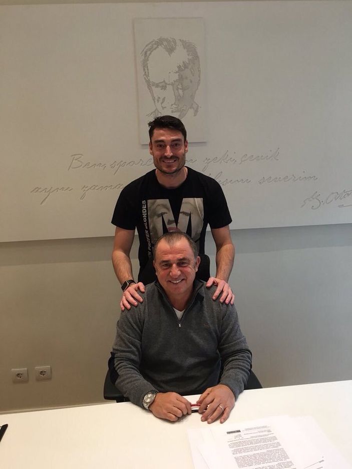Fatih Terim'in yeni yardımcısı Riera oldu