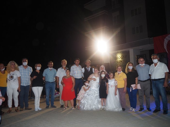 Aydın'da down sendromlu Hande için temsili düğün