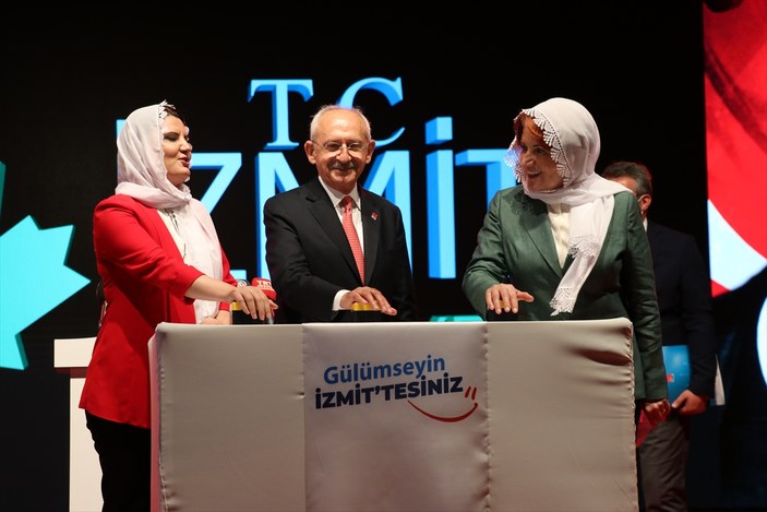 Kılıçdaroğlu ile Akşener, İzmit'te cami temeli attı