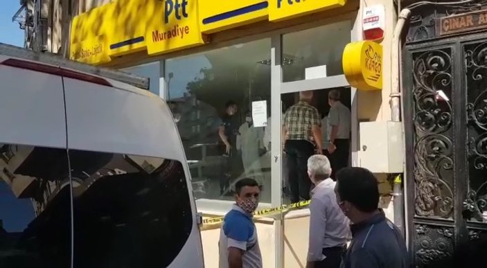 Bursa'da PTT çalışanı kendisini astı