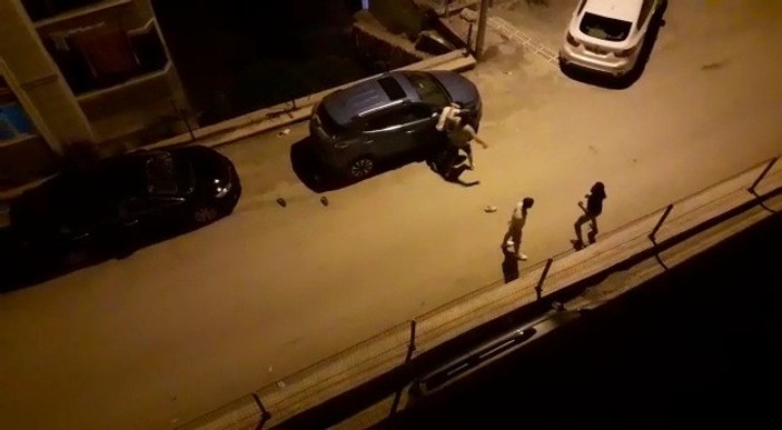 Karabük'te sokak ortasında kavga ettiler