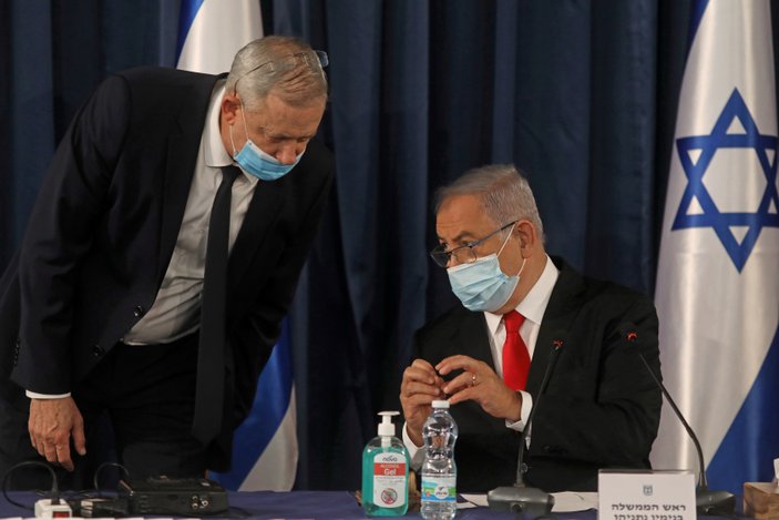Netanyahu, BAE ile müzakereleri Gantz'dan gizli yürüttü